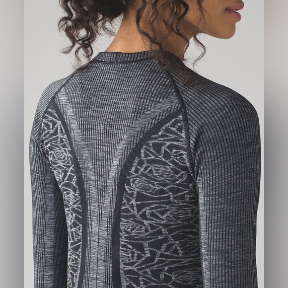 Lululemon rest less pullover Long Sleeve Top heathered edition - Picture 3 of 11